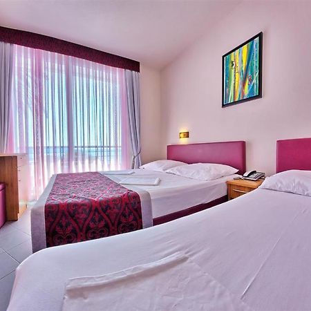 Hotel Sirena بودغورا المظهر الخارجي الصورة