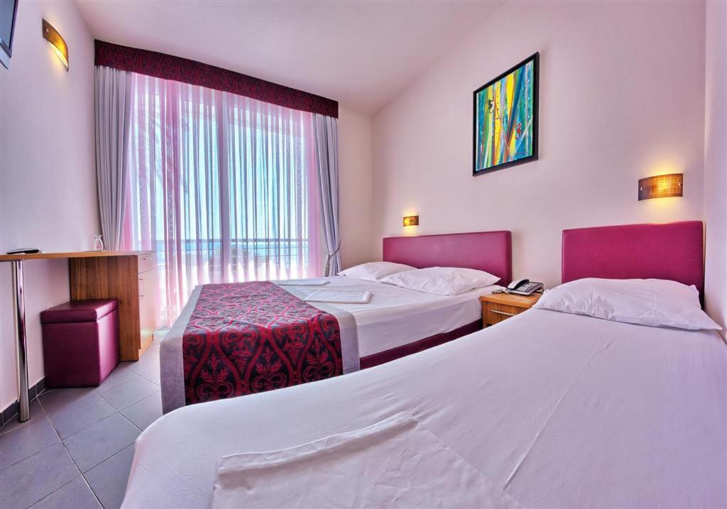 Hotel Sirena بودغورا المظهر الخارجي الصورة