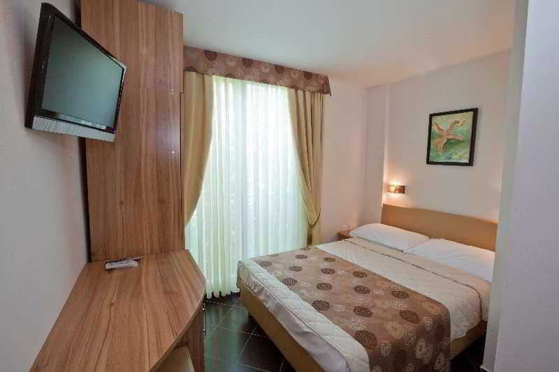 Hotel Sirena بودغورا المظهر الخارجي الصورة