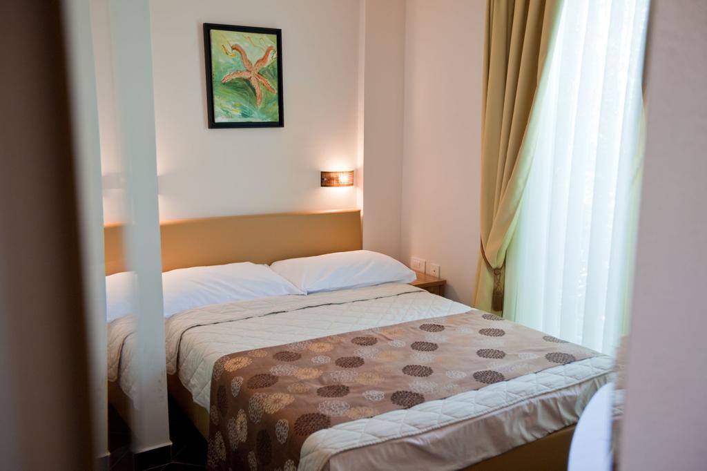 Hotel Sirena بودغورا المظهر الخارجي الصورة