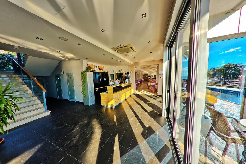Hotel Sirena بودغورا المظهر الخارجي الصورة