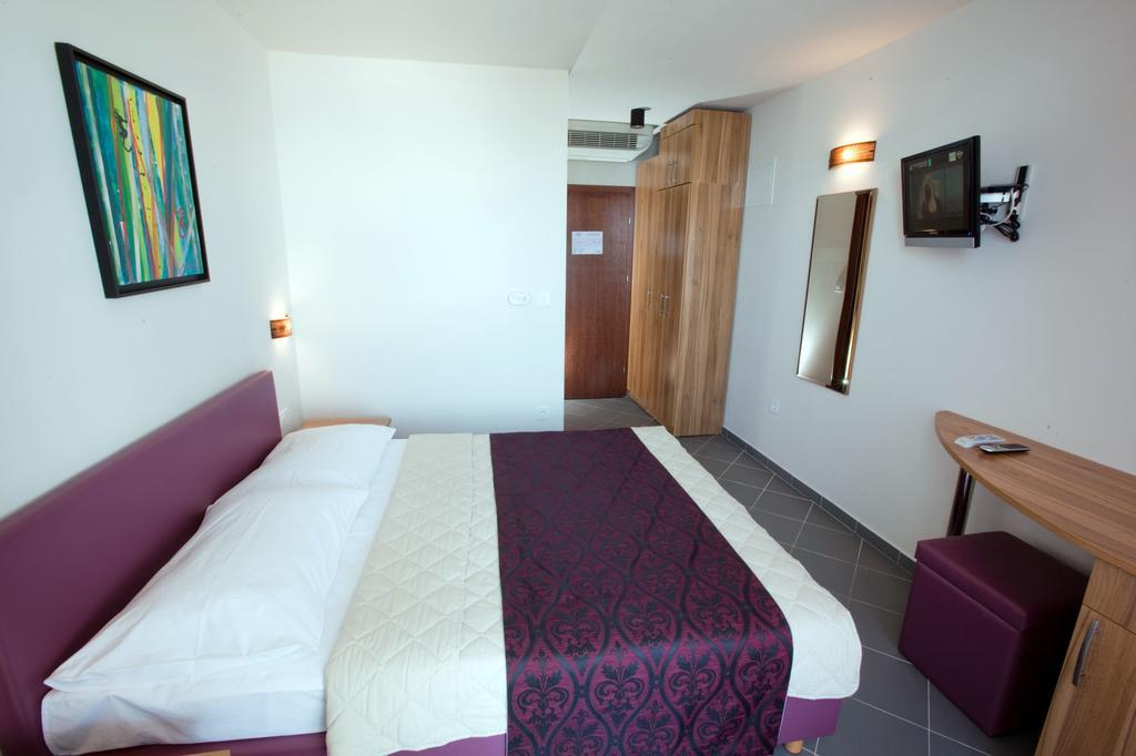 Hotel Sirena بودغورا المظهر الخارجي الصورة